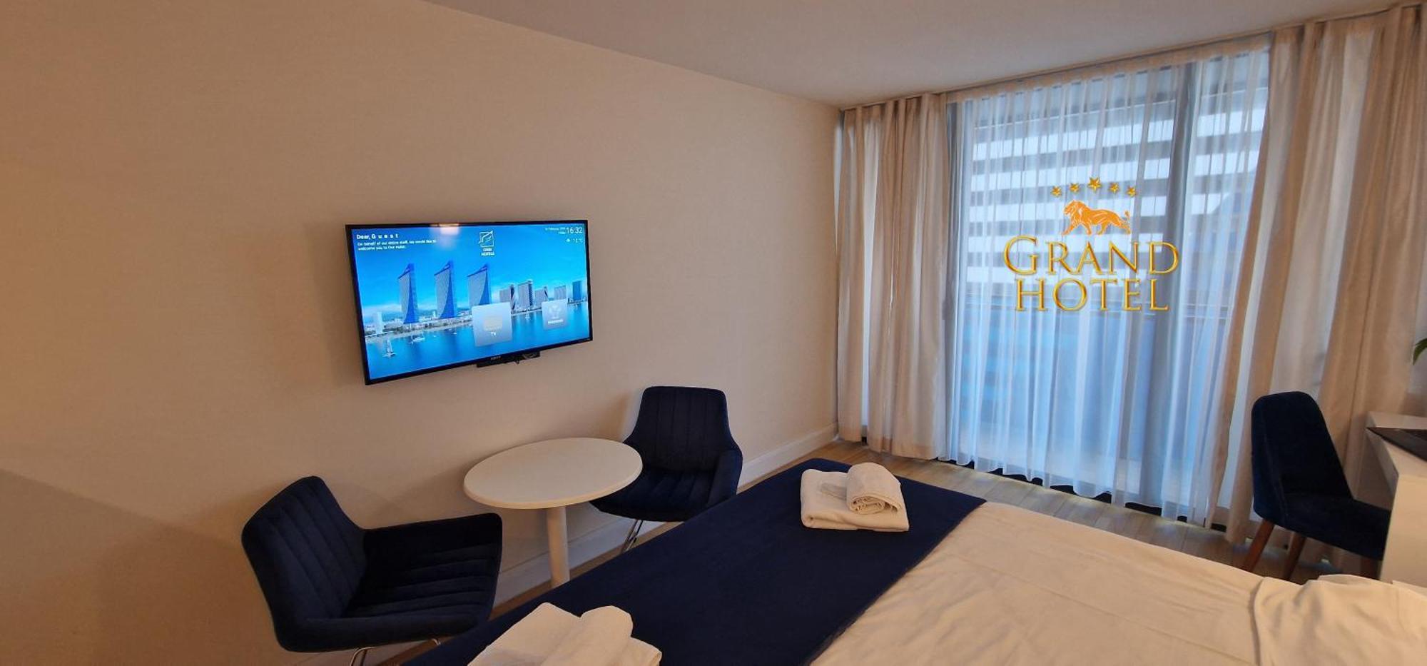 Grand Hotel ☆ Orbi City Batumi Kültér fotó