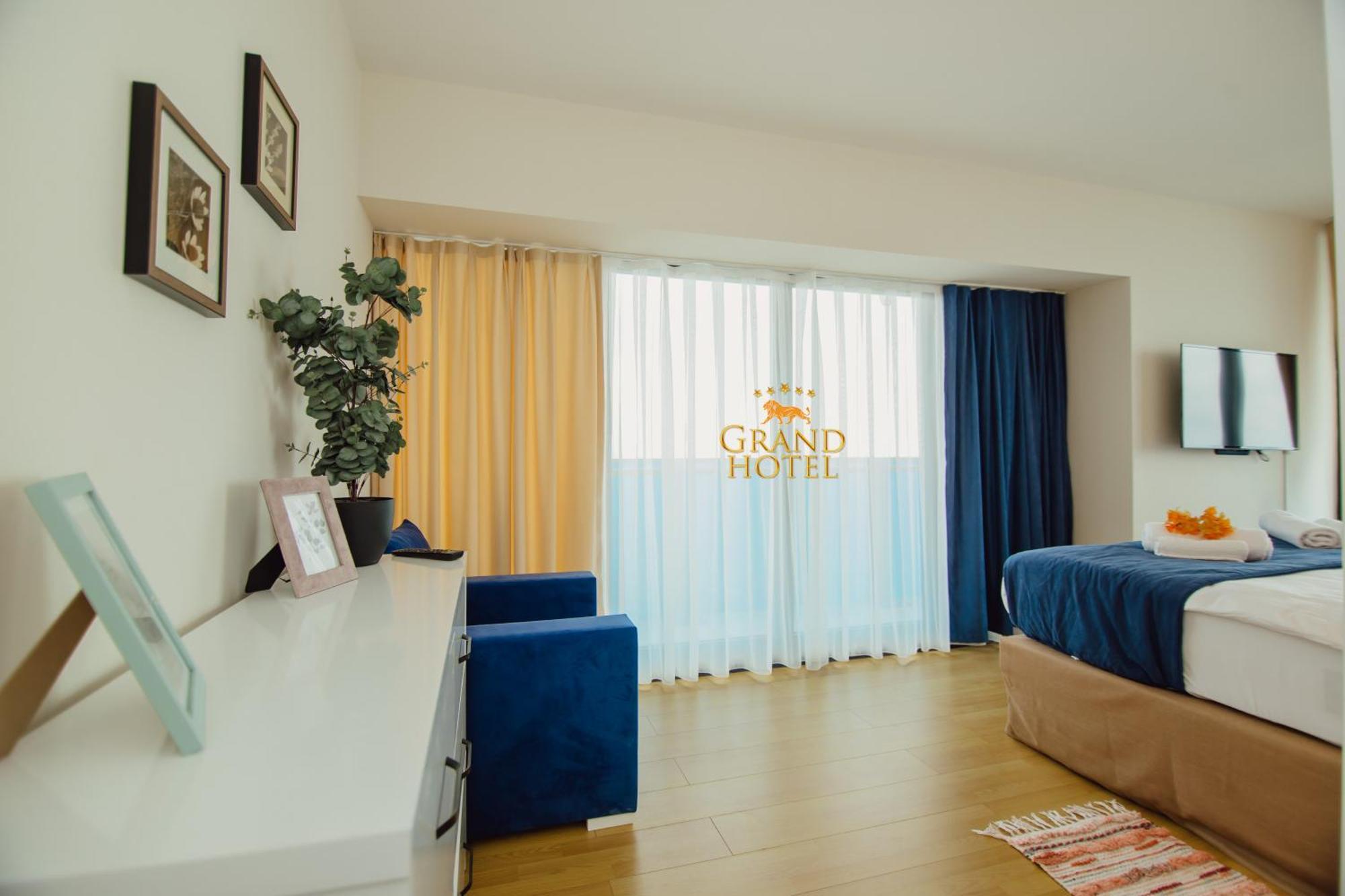 Grand Hotel ☆ Orbi City Batumi Kültér fotó