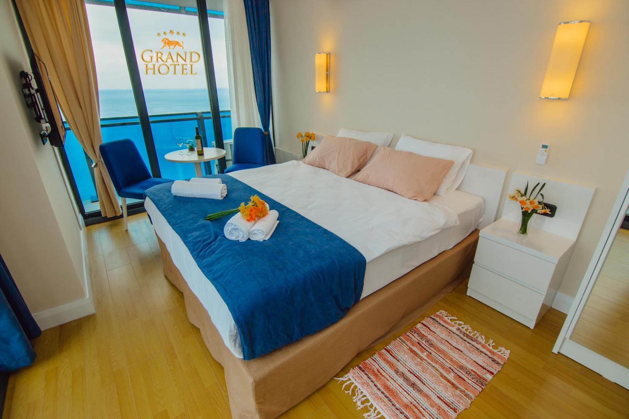 Grand Hotel ☆ Orbi City Batumi Kültér fotó