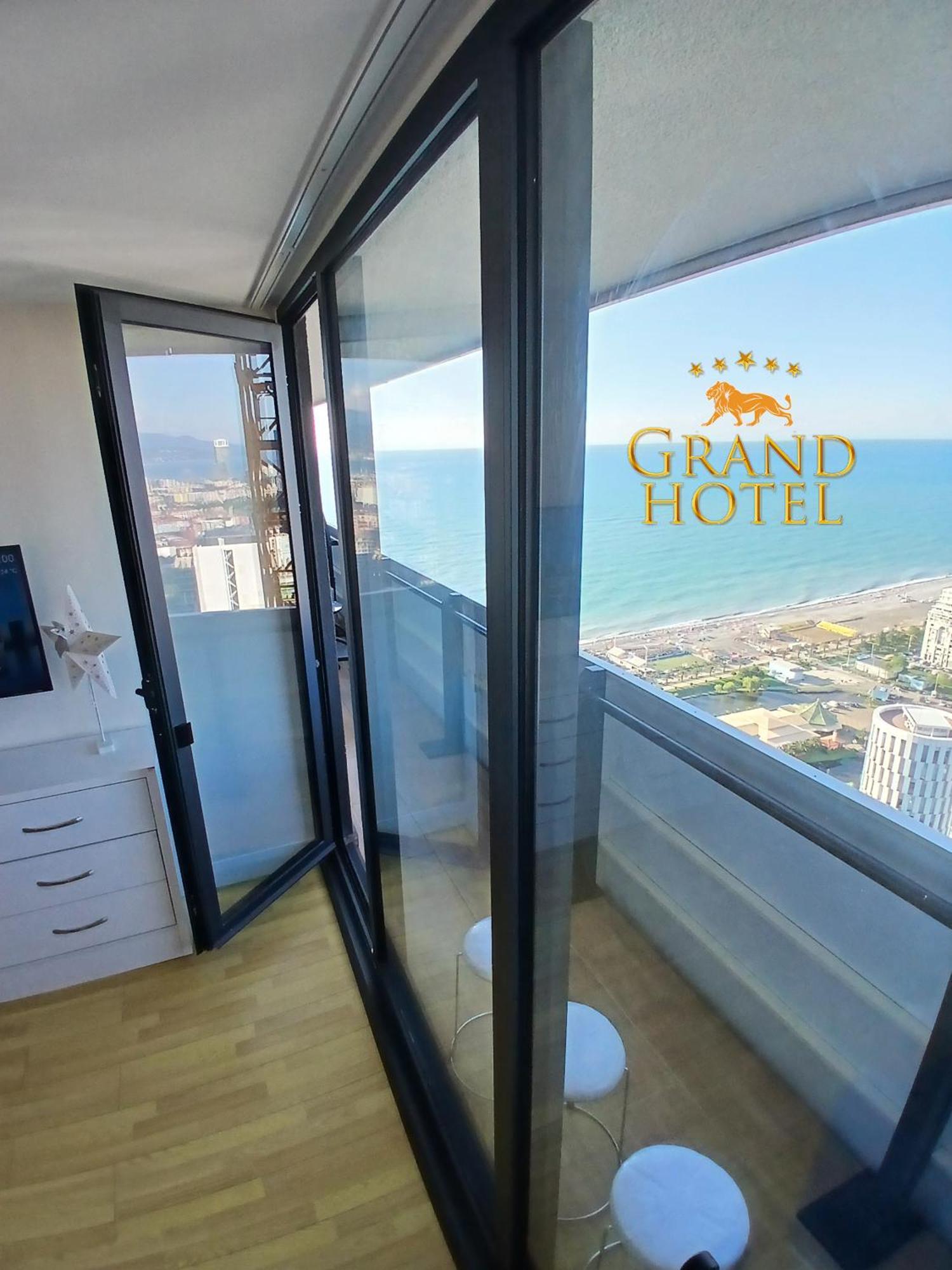 Grand Hotel ☆ Orbi City Batumi Kültér fotó